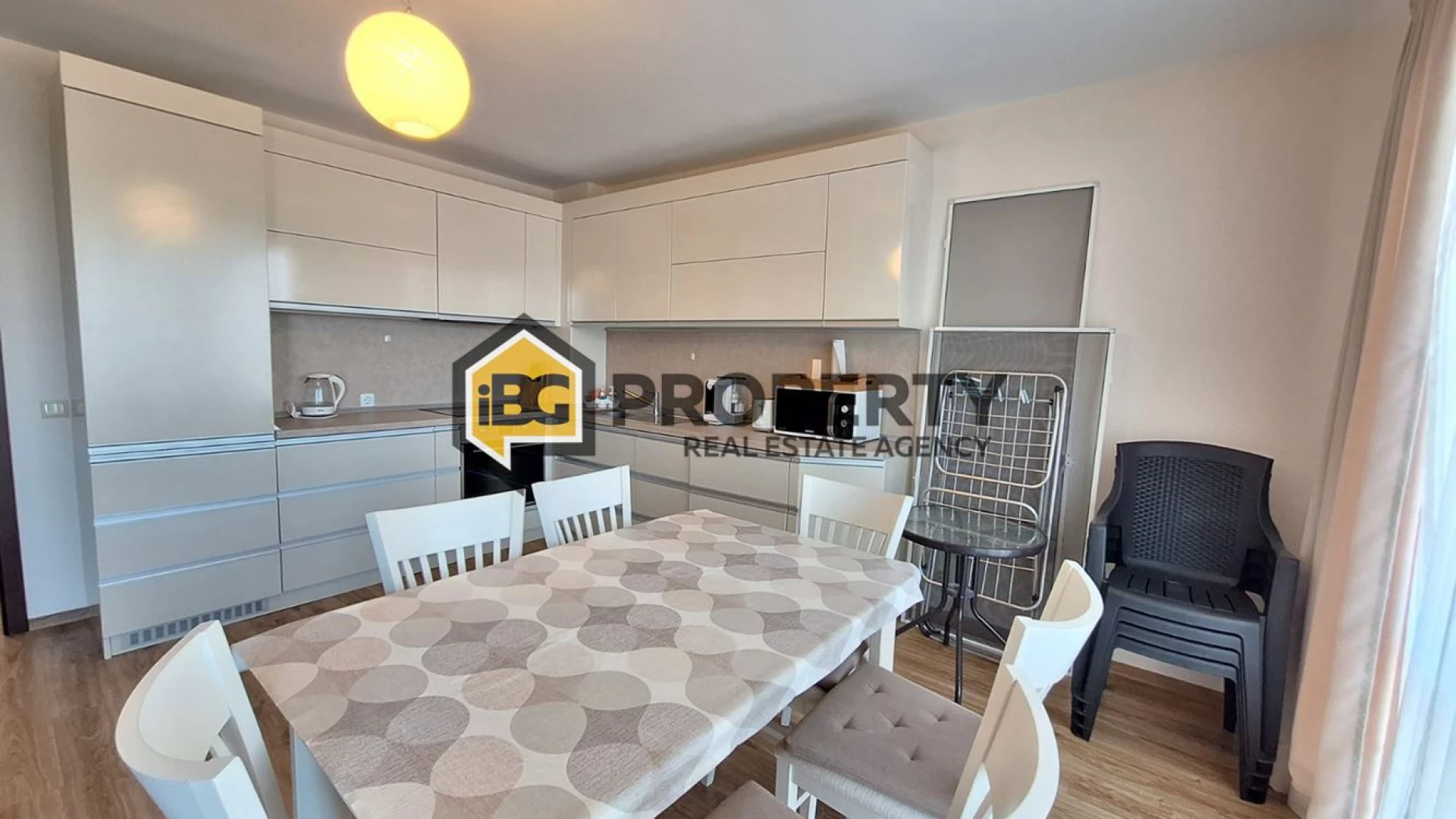 Apartment mit zwei Schlafzimmern und zwei Bädern in Byala