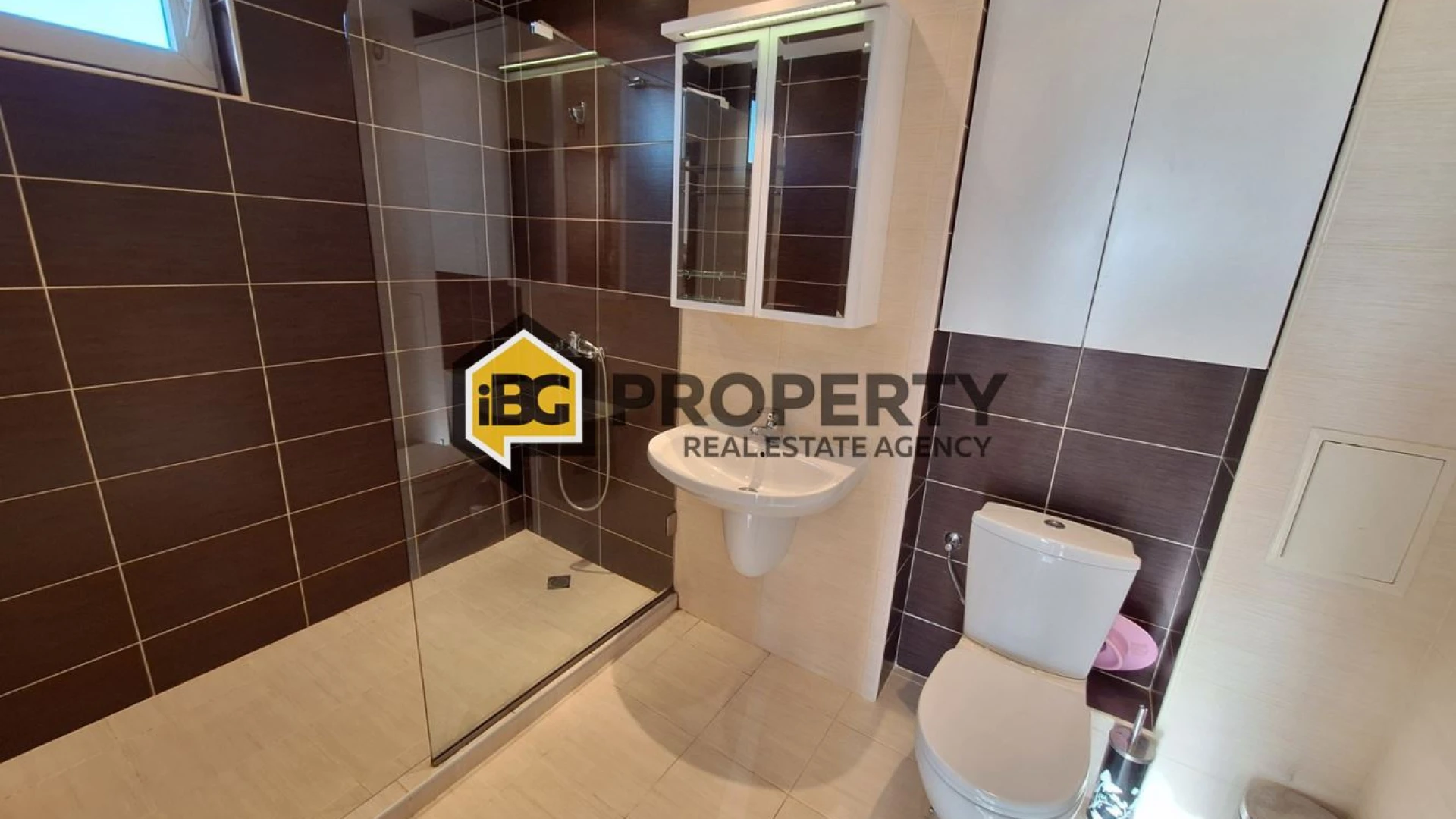 Apartment mit zwei Schlafzimmern und zwei Bädern in Byala